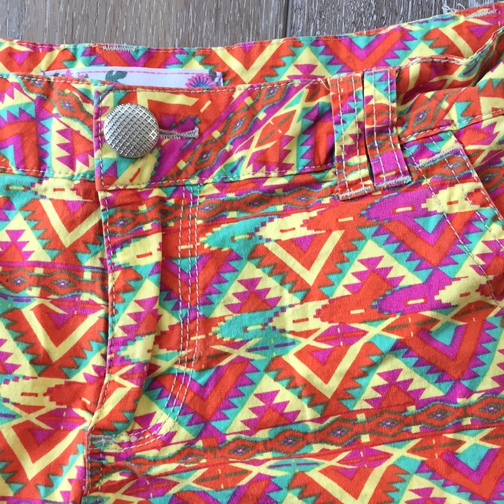 Bright Aztec Pattern Vibrant Shorts - Picture 2 of 5